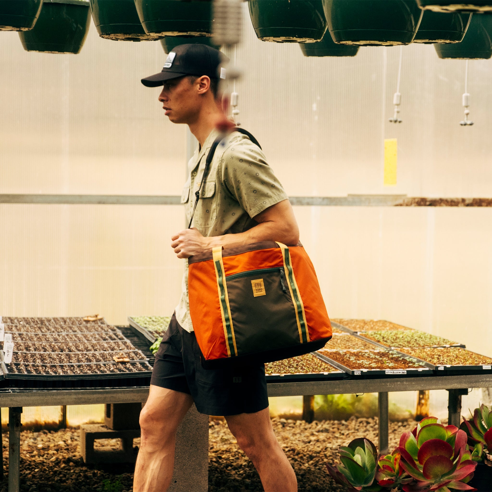 Mountain Utility Tote 33L vue 2 Topo Designs