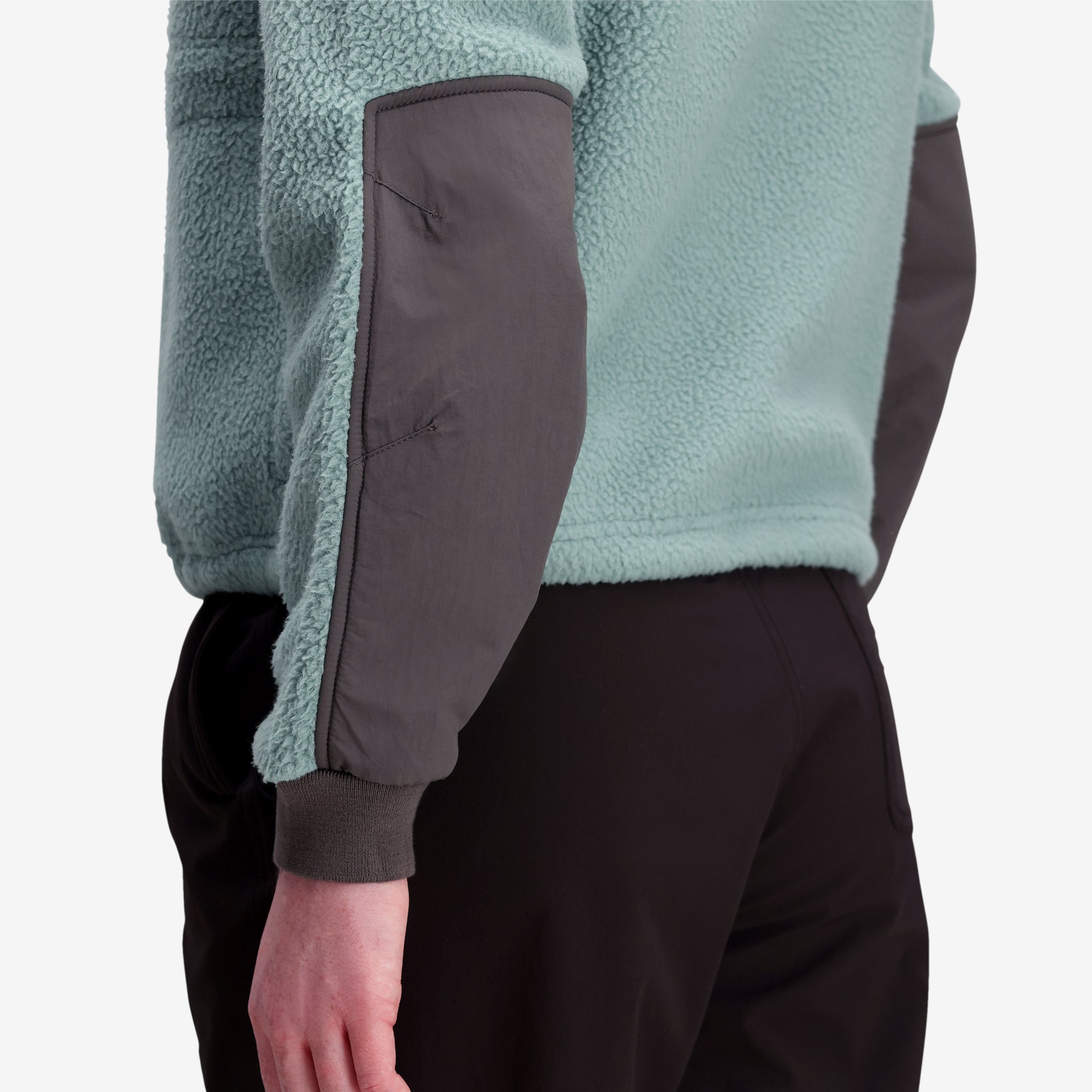 General shot of W Mountain Fleece Pullover in "Slate Blue / Charcoal"