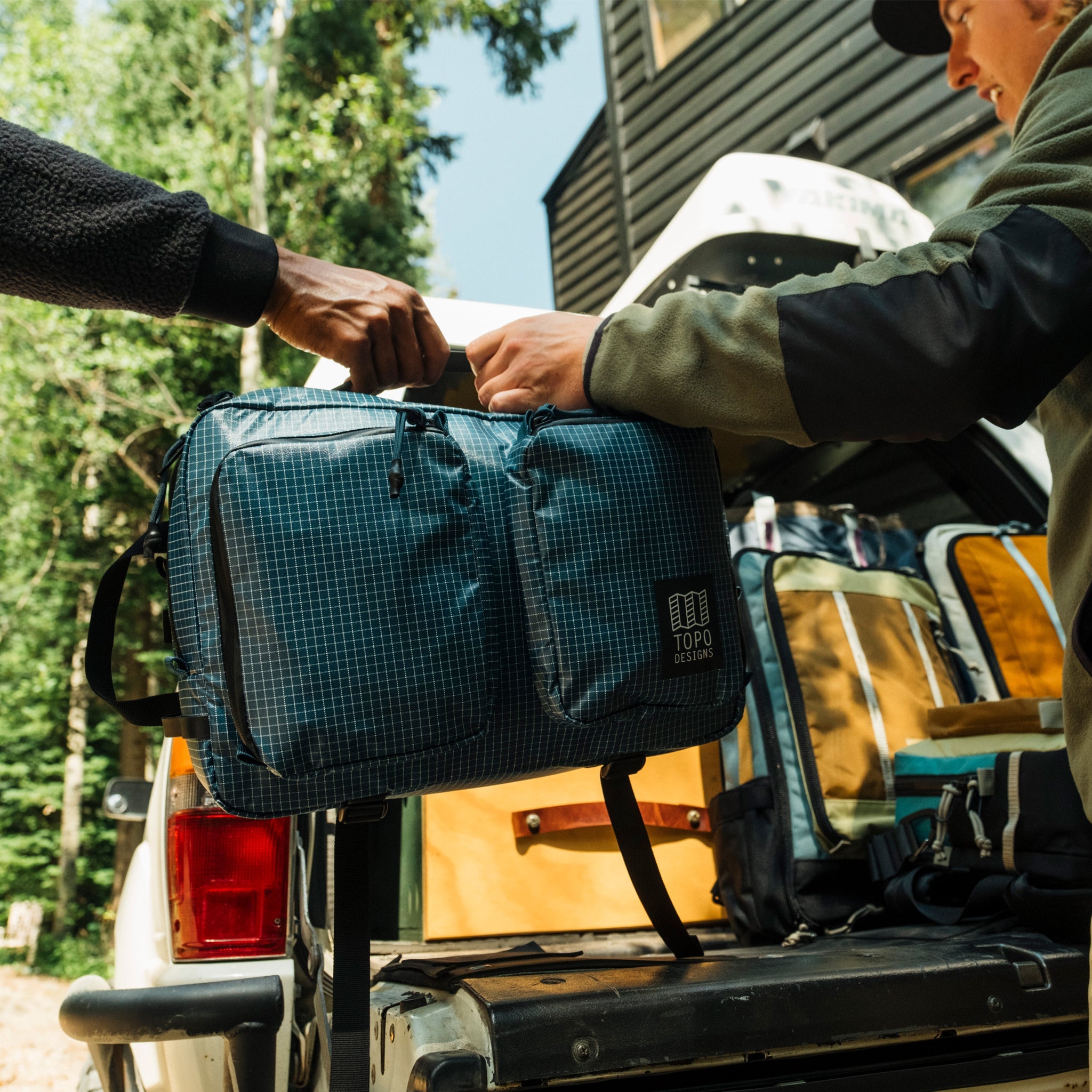 Apex Global Briefcase 20L Pond Blue | Topo Designs EU