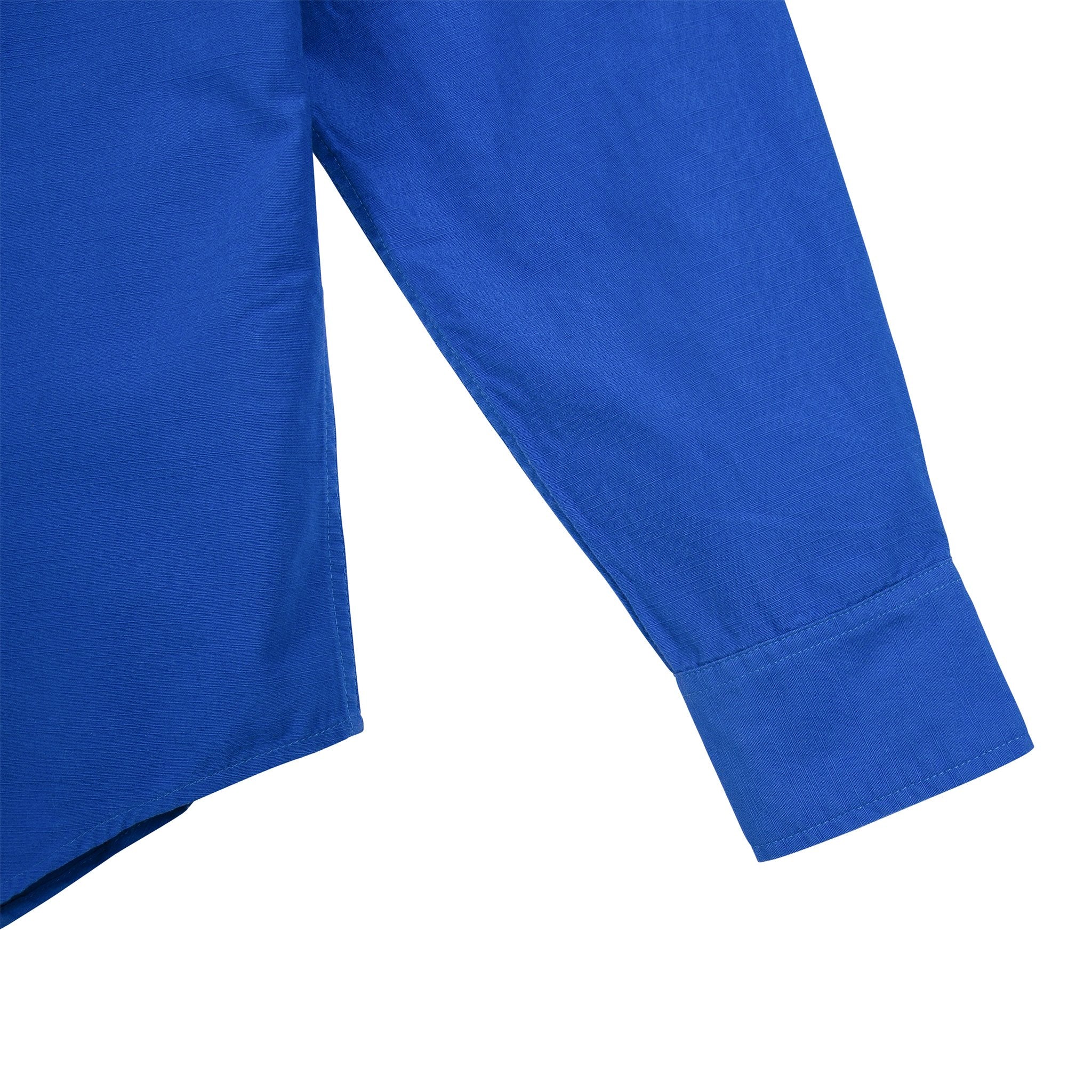 Men's Mountain Shirt Lightweight product image of front of sleeve in deep blue