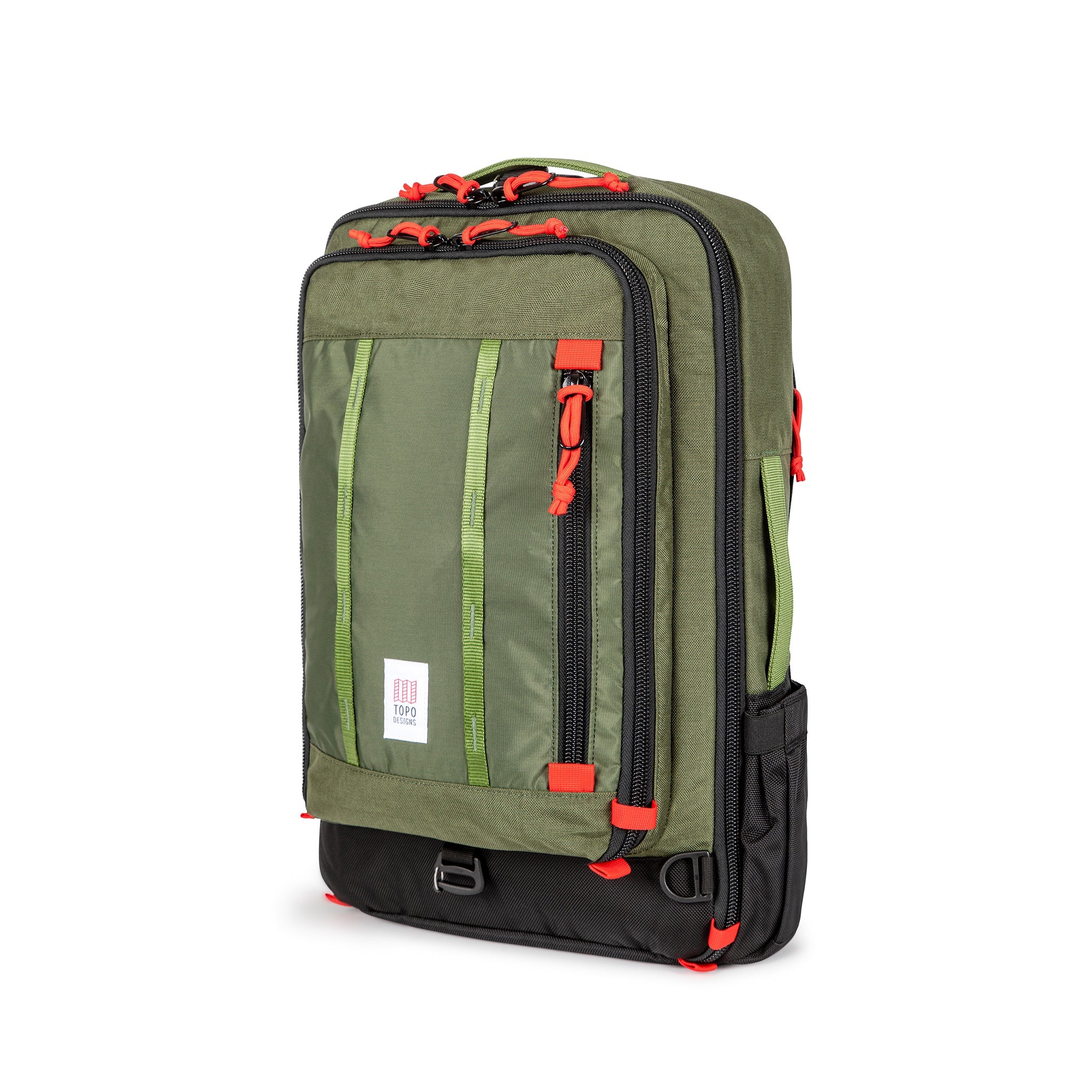 Topo Designs Global Travel Bag 30L Durable Carry On Convertible Laptop Travel Backpack in "Olive" grün.