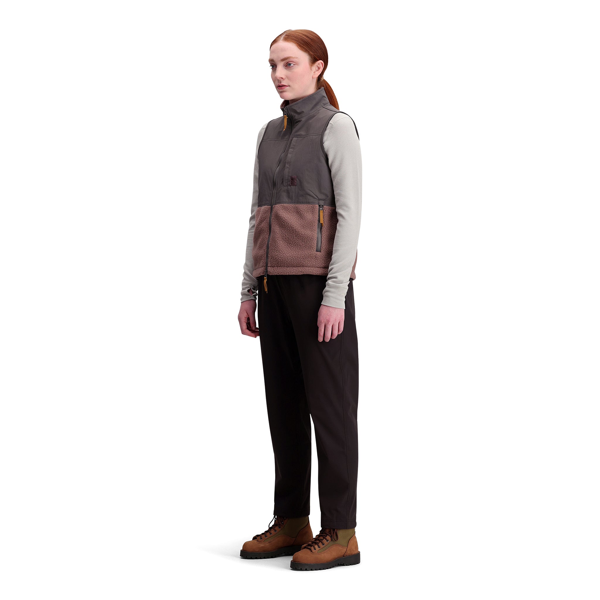 Gesamtansicht der Damen Subalpine Fleece Vest in "Peppercorn / Charcoal".