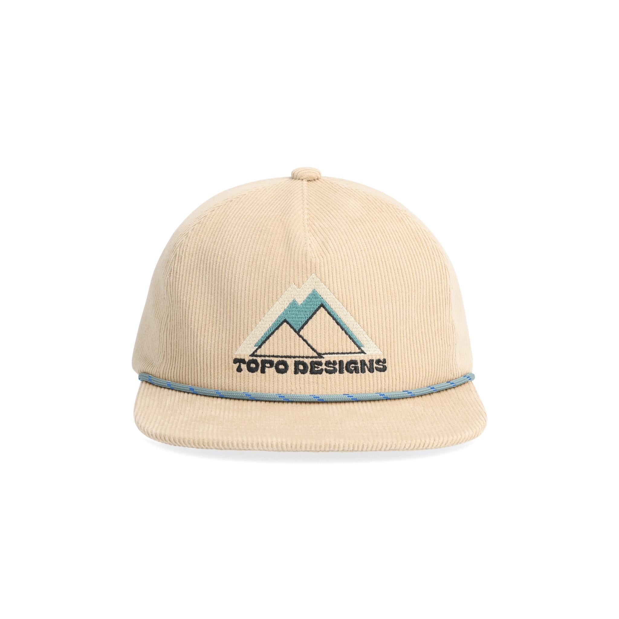 Vorderansicht des Topo Designs Cord Trucker Hut - Peak Shadow in "Tan"