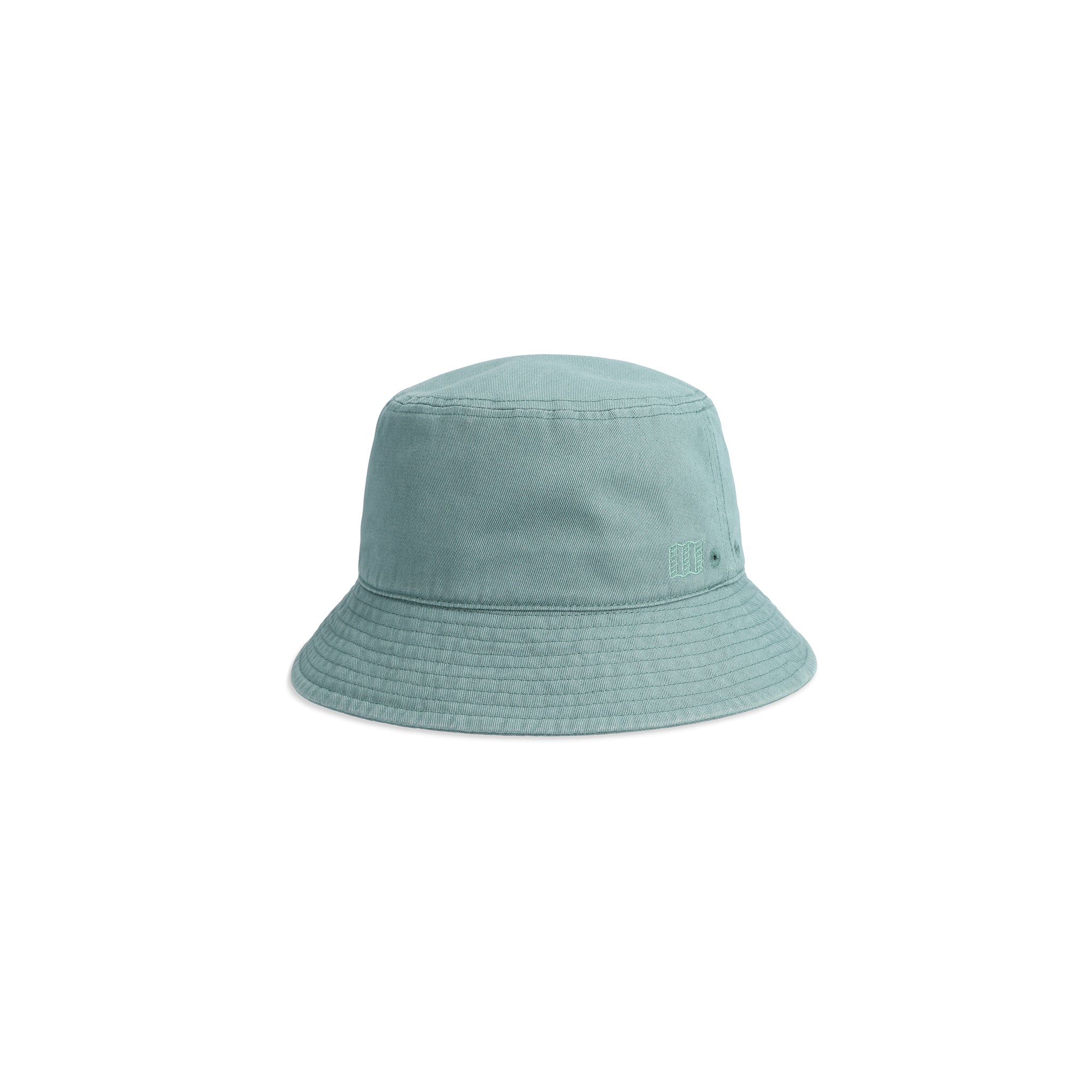 Vorderansicht des Topo Designs Dirt Bucket Hat in "Sea Pine"