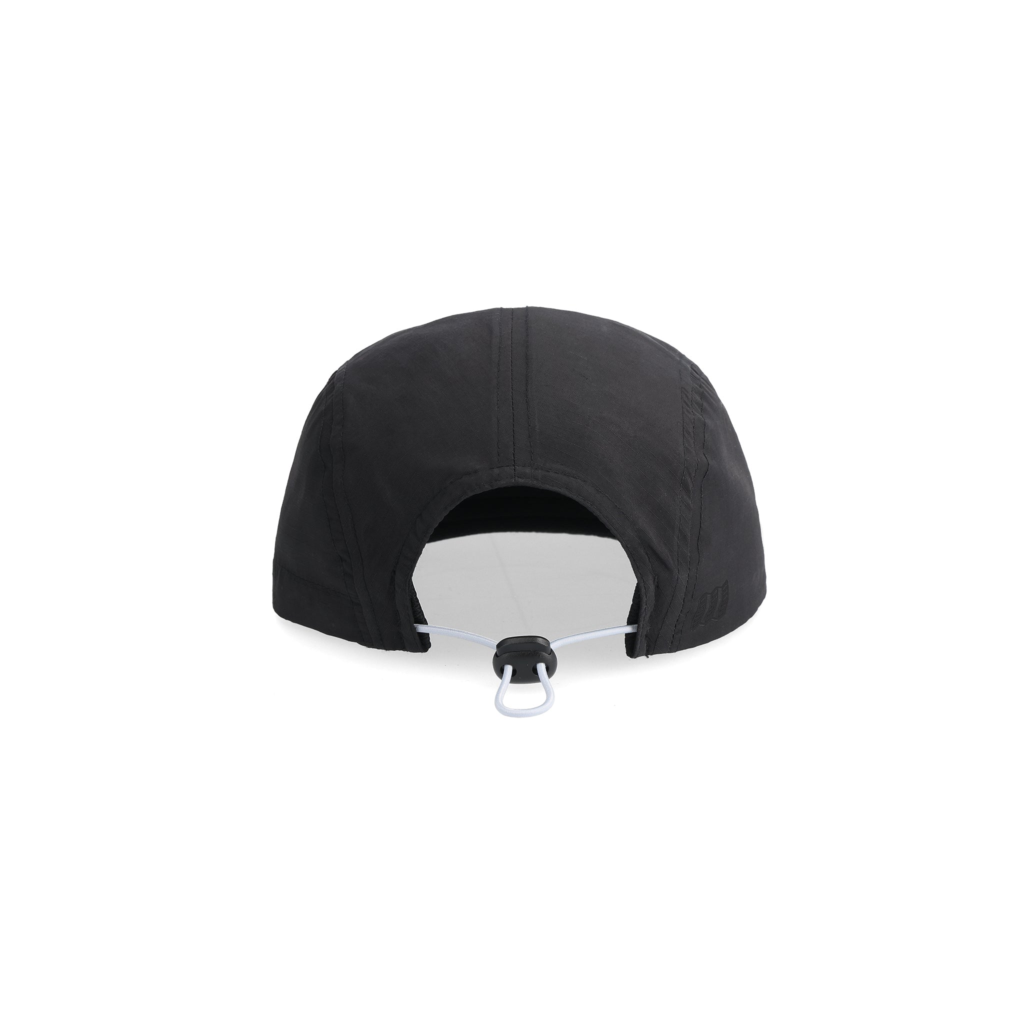 Rückansicht des Topo Designs Global Packable Hat in "Black"