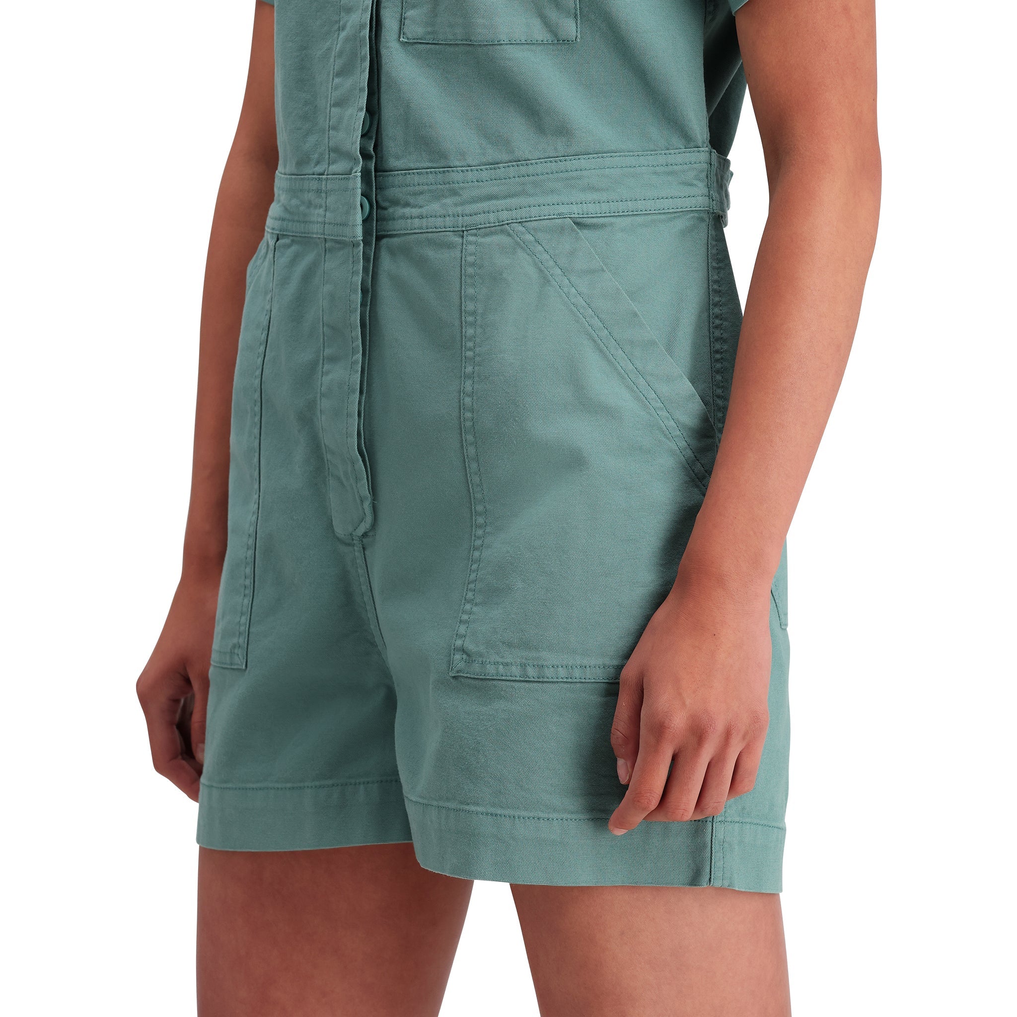 Detailaufnahme des Topo Designs Dirt Romper - Damen in "Sea Pine"