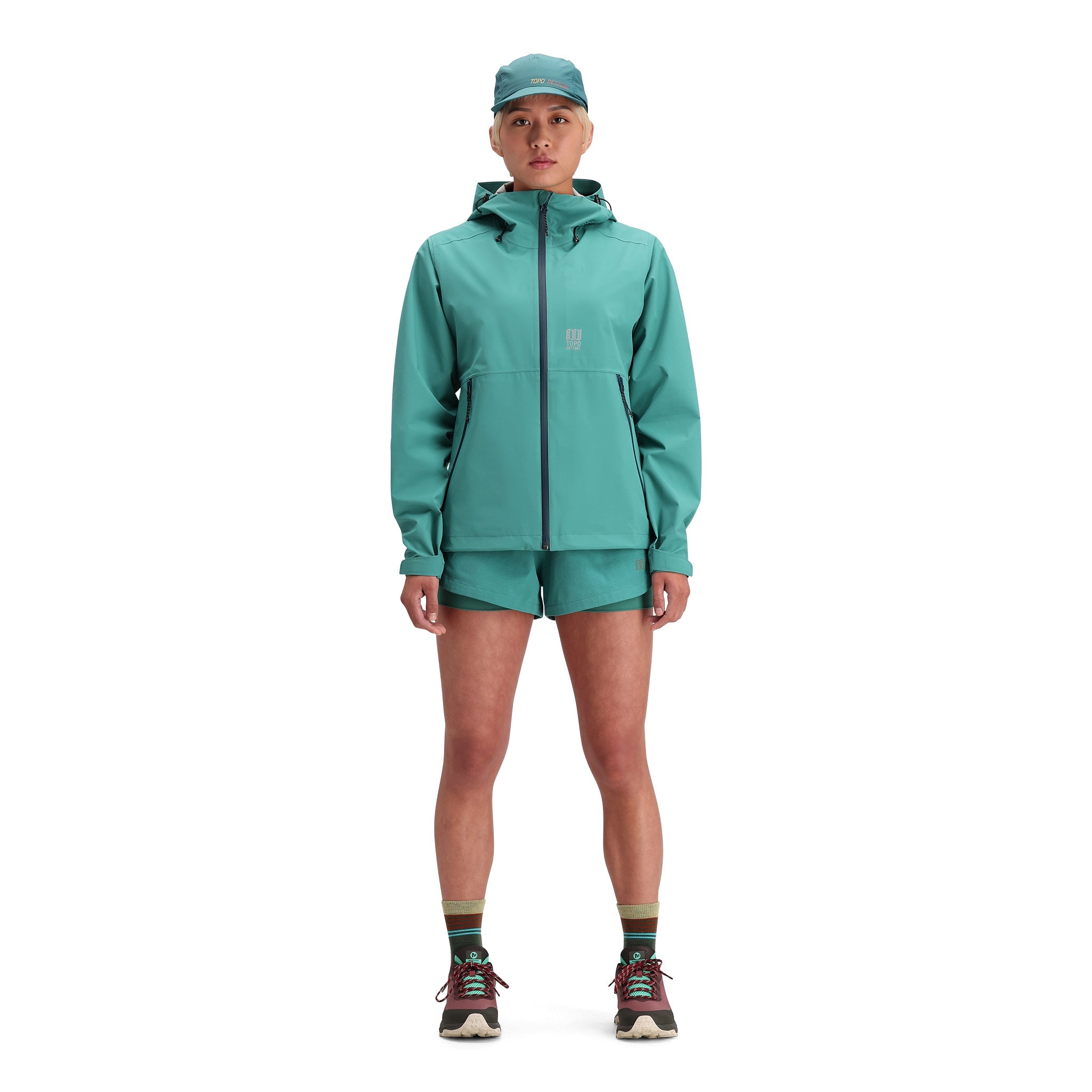 Allgemeine Frontmodellaufnahme der Topo Designs Global Trek Shorts - Damen in "Caribbean"