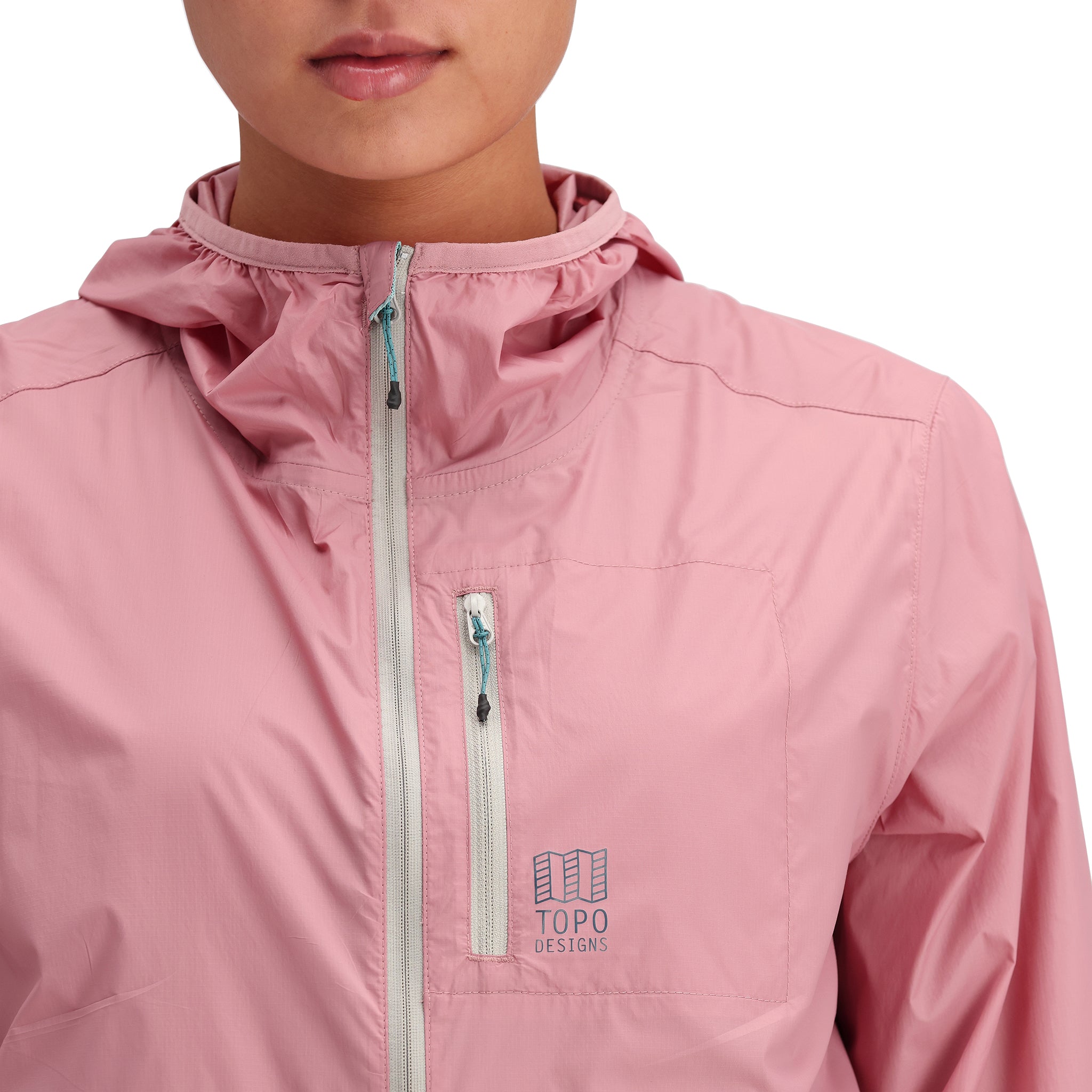 Detailaufnahme von Topo Designs Global Ultralight Packable Jacket - Damen in "Rose"