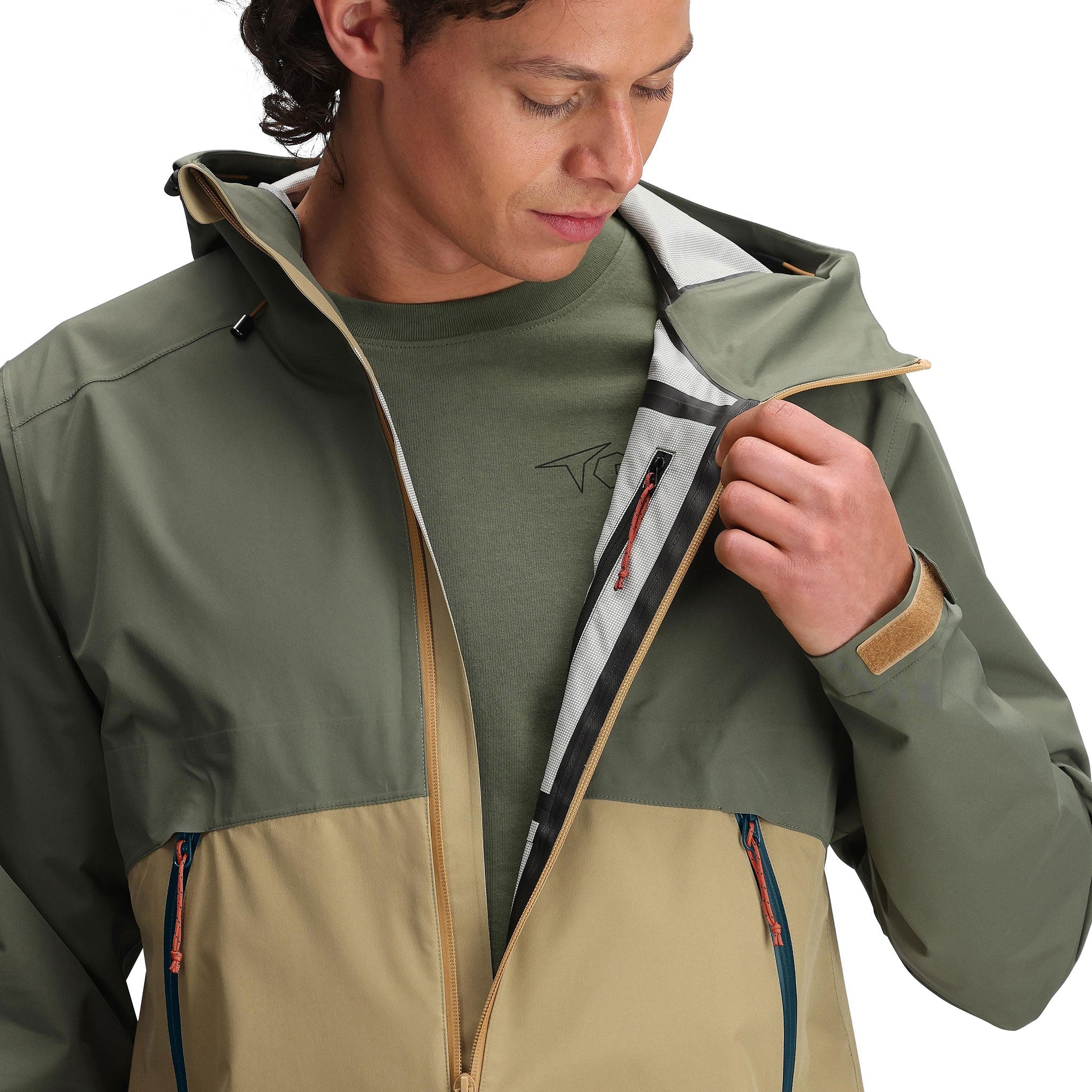 Allgemeine Detailaufnahme der Topo Designs Global Jacket - Herren in "Beetle / Elmwood"