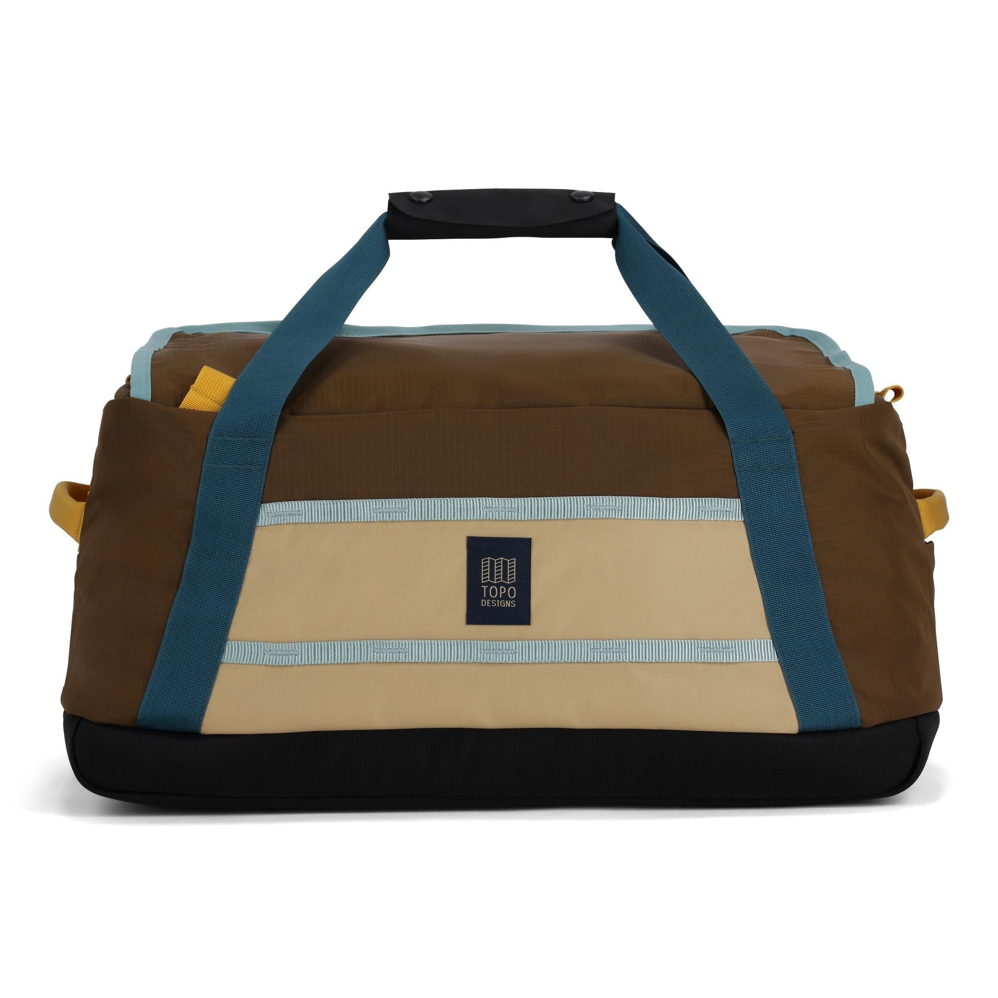 Rückansicht der Topo Designs Mountain Duffel 40L in "Desert Palm / Sahara"