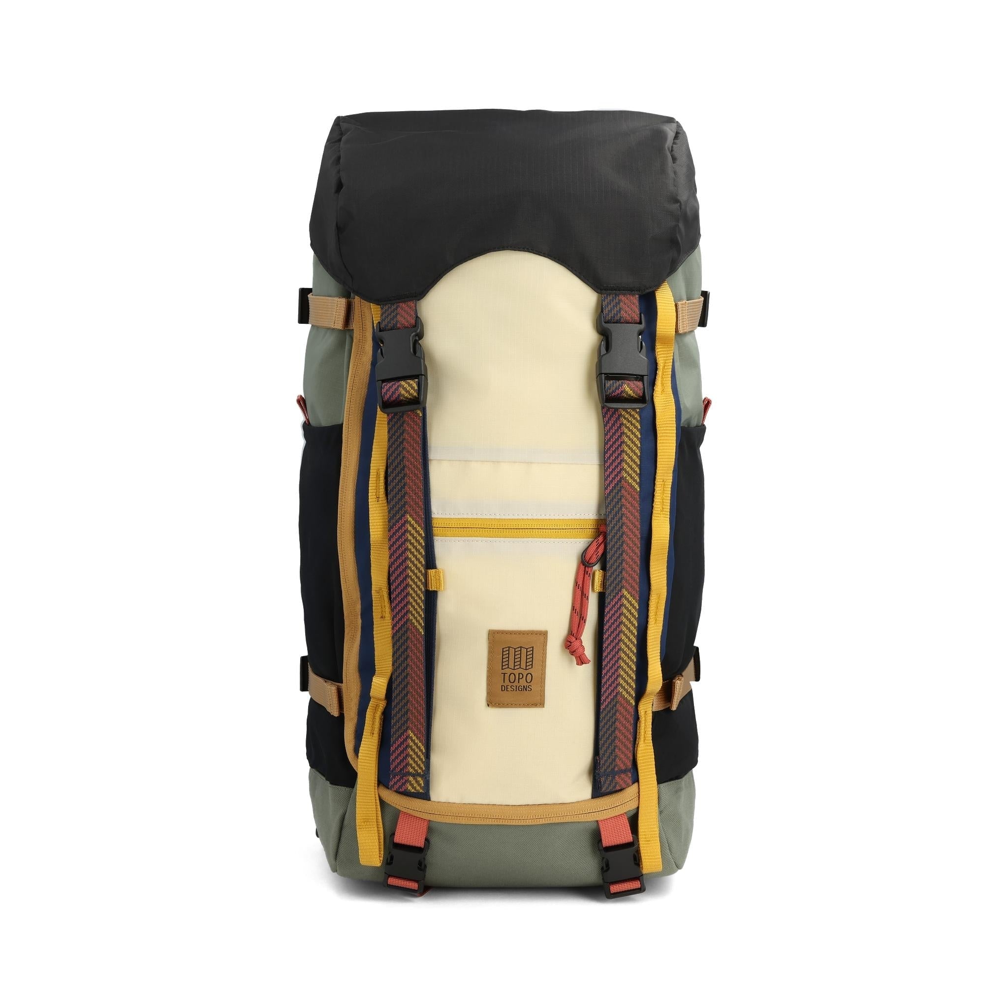 Frontansicht des Topo Designs Rover Trail Pack 22L in "Bone White / Beetle"