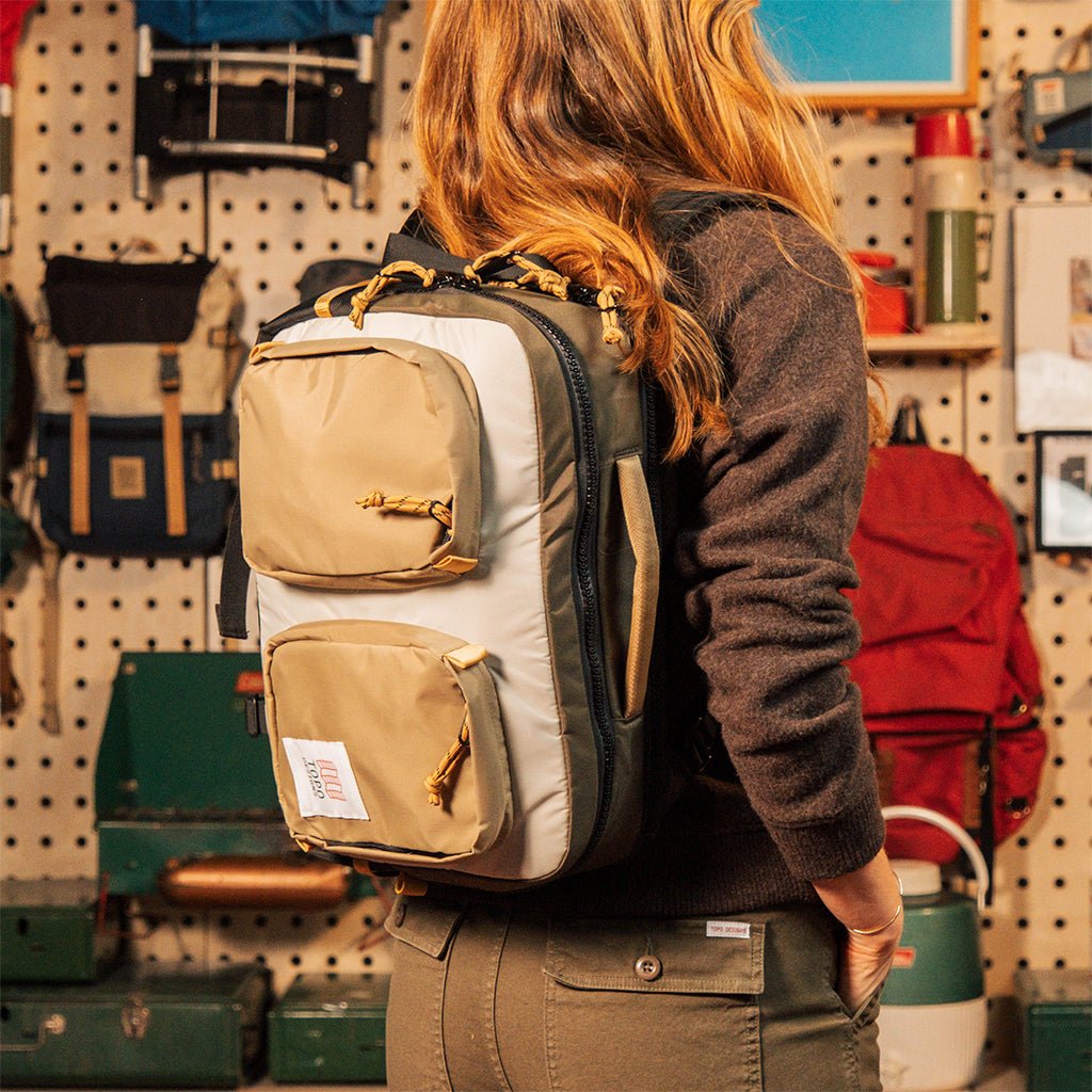 Global Briefcase vue 12 Topo Designs