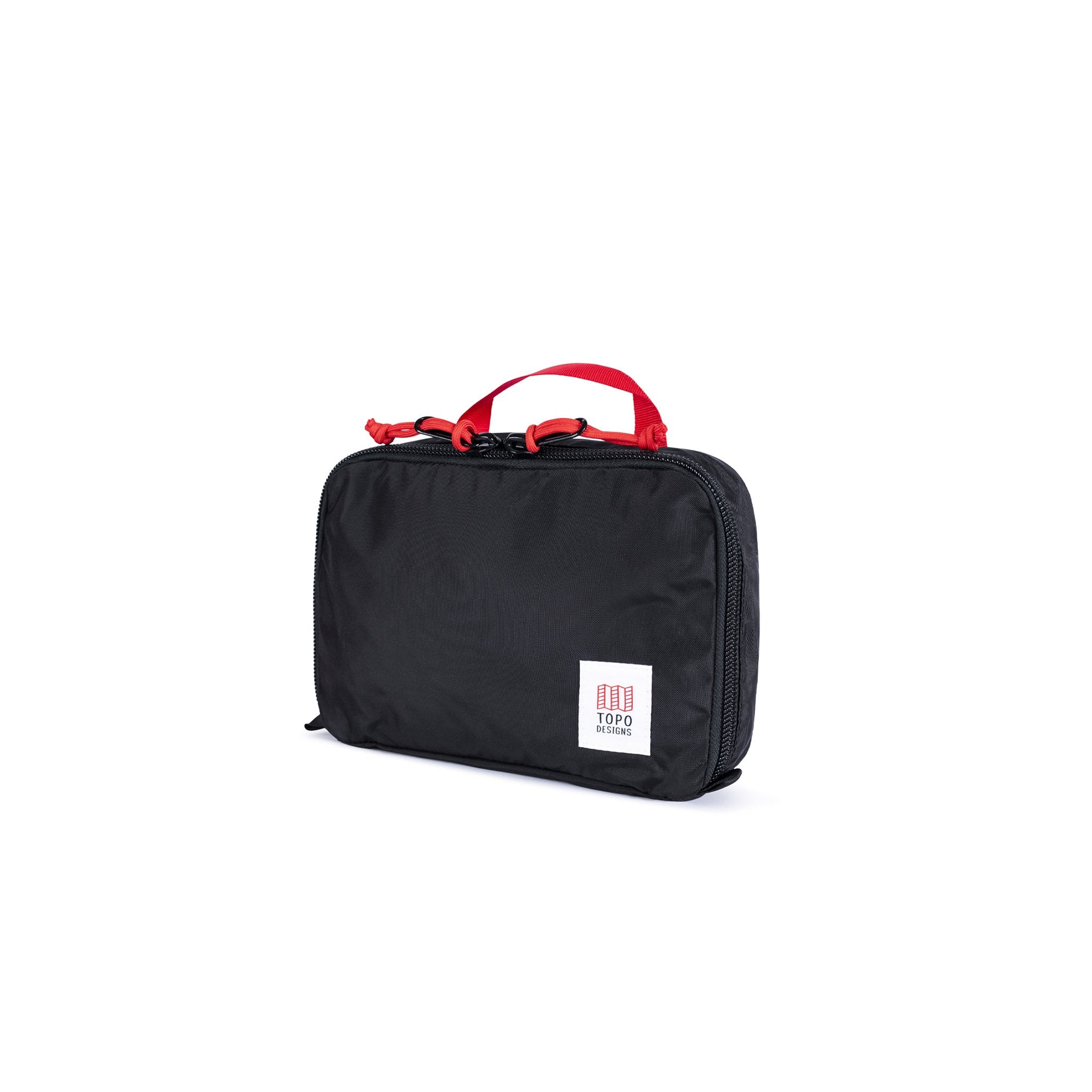 3/4 Front-Produktfoto der Topo Designs Pack Bag 5L in "Black".