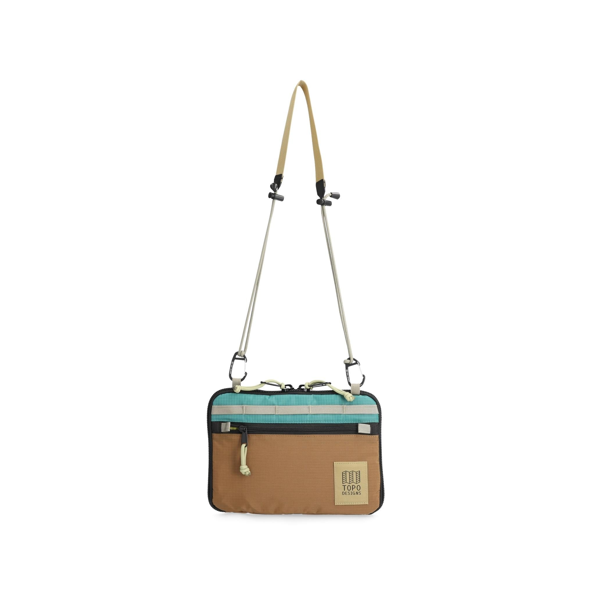 Vue avant du sac d'accessoires Topo Designs All Adventure en "Dark Khaki".