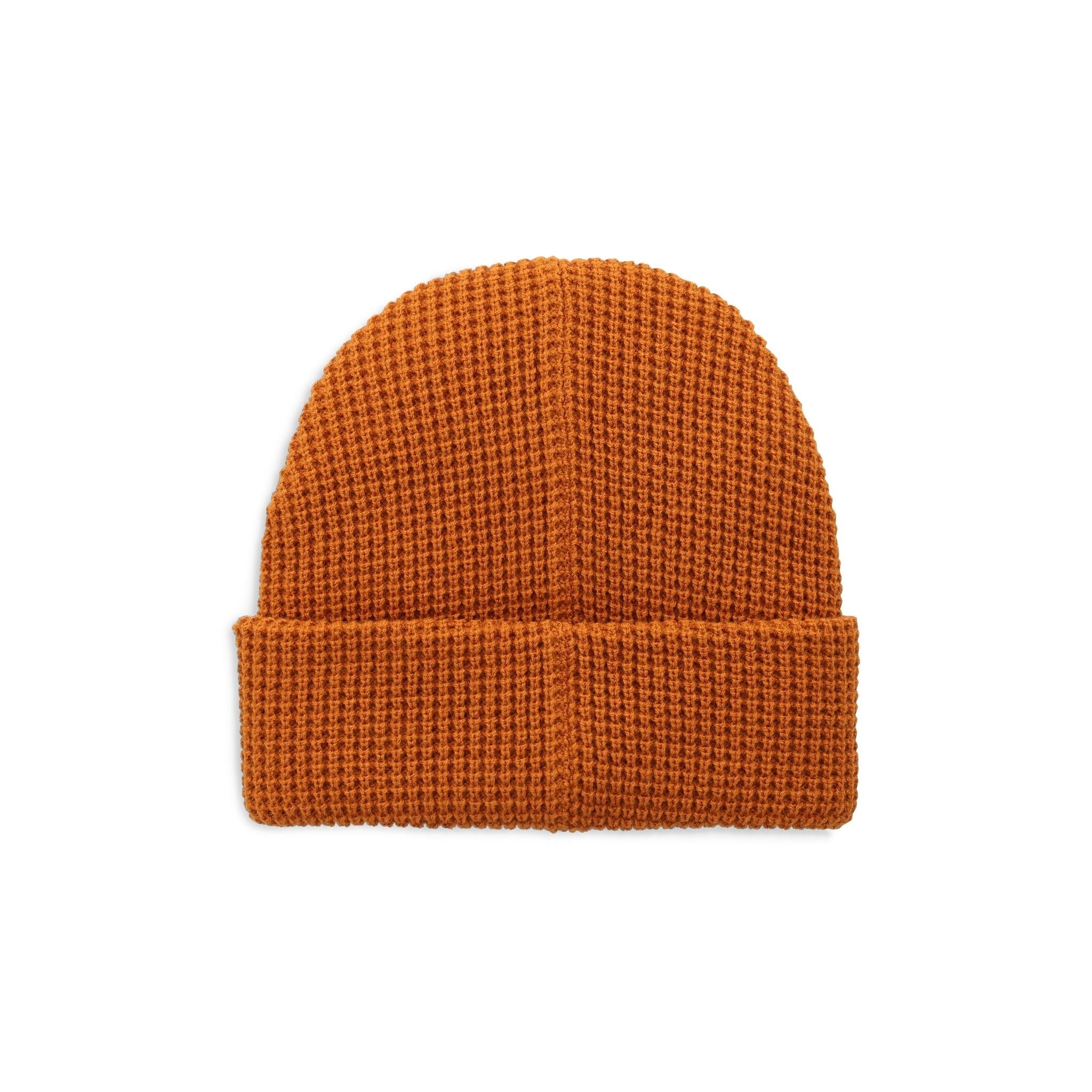 Vue arrière du bonnet en tricot gaufré Topo Designs en "Spice".