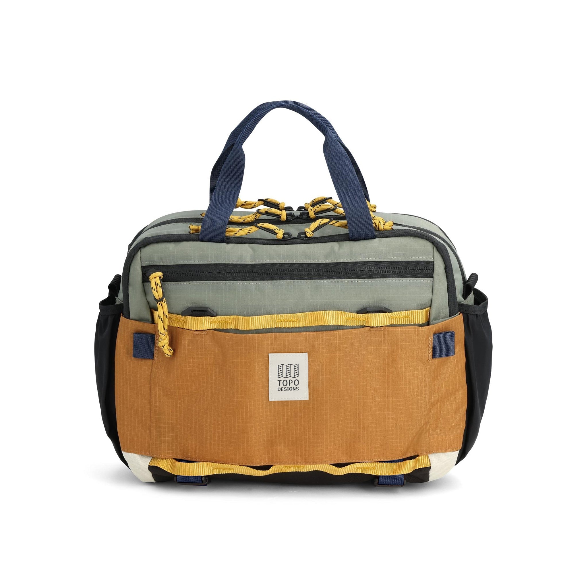 Vue avant du sac Topo Designs Mountain Cross en "Beetle / Khaki"